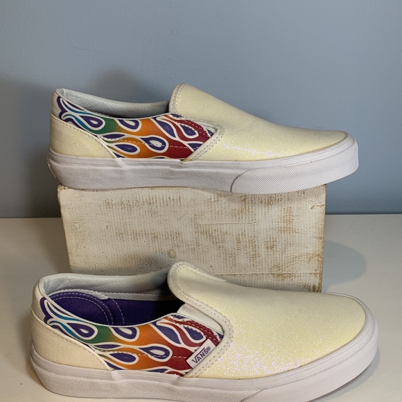 Vans Classic Slip-On Iridescent Sparkle Flame Rainbow White NWT - Picture 4 of 10